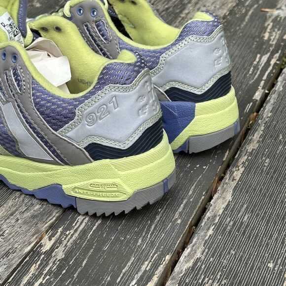 New Balance 921 Hiking Mountain Ice Spike Shoes Sneakers Womens 8.5 - Picture 7 of 11